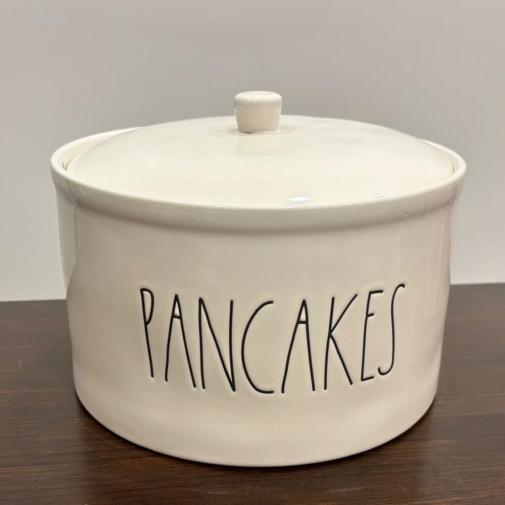 Pancake Container - Picture 1 of 1